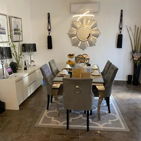 Casa Dolly Boutique Bed & Breakfast Cantoria